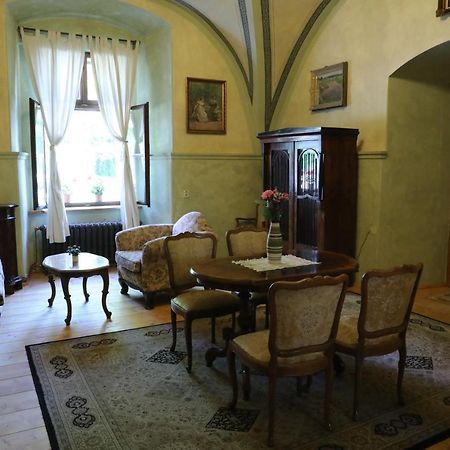 Historicke Apartmany Zelenohorska Posta Nepomuk Exterior foto